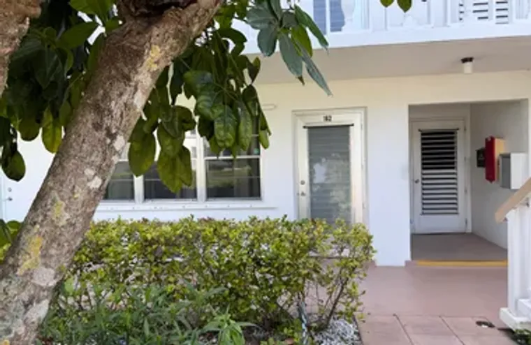 162 WINDSOR H H, WEST PALM BEACH, FL, 33..., West Palm Beach, FL 33417