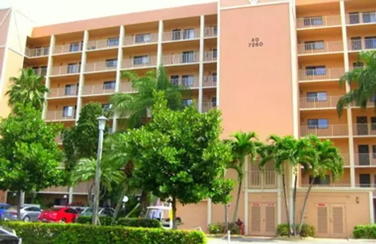 7260 KINGHURST DR 406, DELRAY BEACH, FL,..., Delray Beach, FL 33446
