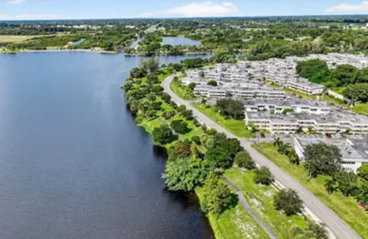 3240 LAKE OSBORNE DR 104, LAKE WORTH BEA..., Lake Worth Beach, FL 33461