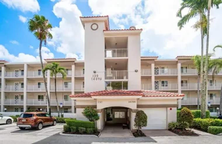 14096 HUNTINGTON POINTE DR 106, DELRAY B..., Delray Beach, FL 33484