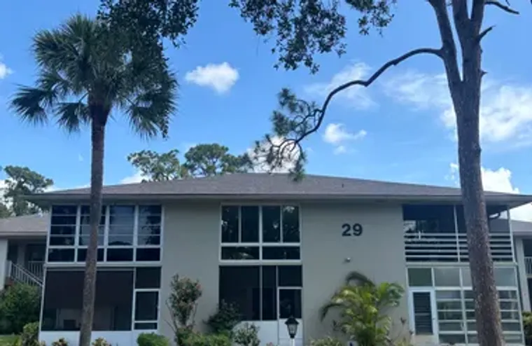 29 LAKE VISTA TRL 104, PORT ST. LUCIE, F..., Port St. Lucie, FL 34952