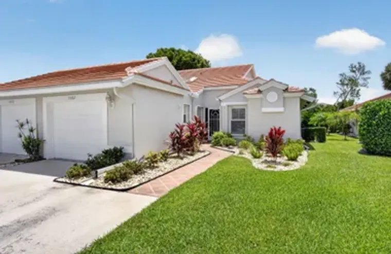 5582 ROYAL LAKE CIR, BOYNTON BEACH, FL, ..., Boynton Beach, FL 33437