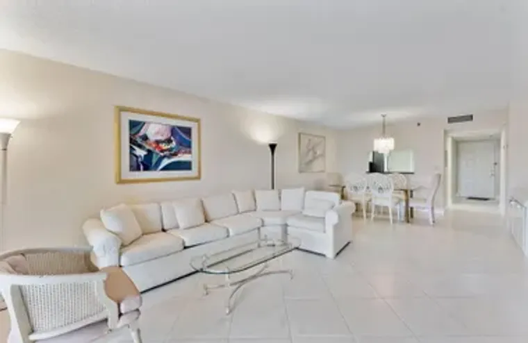 7260 KINGHURST DR 205, DELRAY BEACH, FL,..., Delray Beach, FL 33446