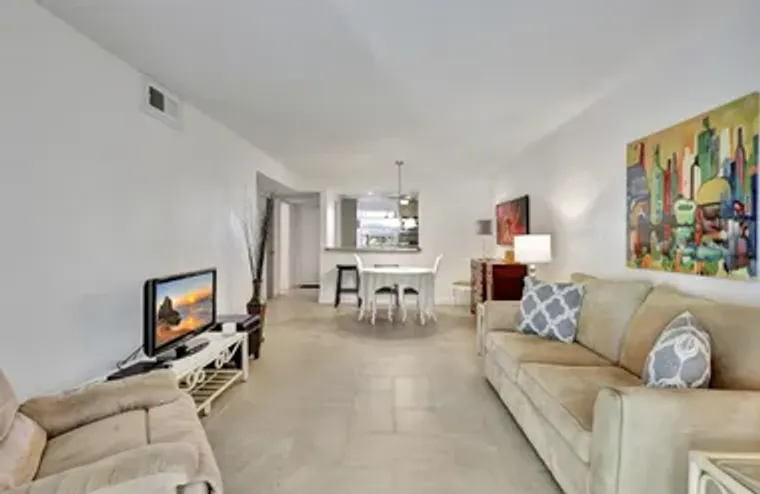 330 NE 26TH AVE 1080, BOYNTON BEACH, FL,..., Boynton Beach, FL 33435