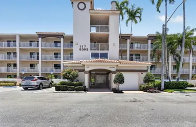 6093 POINTE REGAL CIR 206, DELRAY BEACH,..., Delray Beach, FL 33484