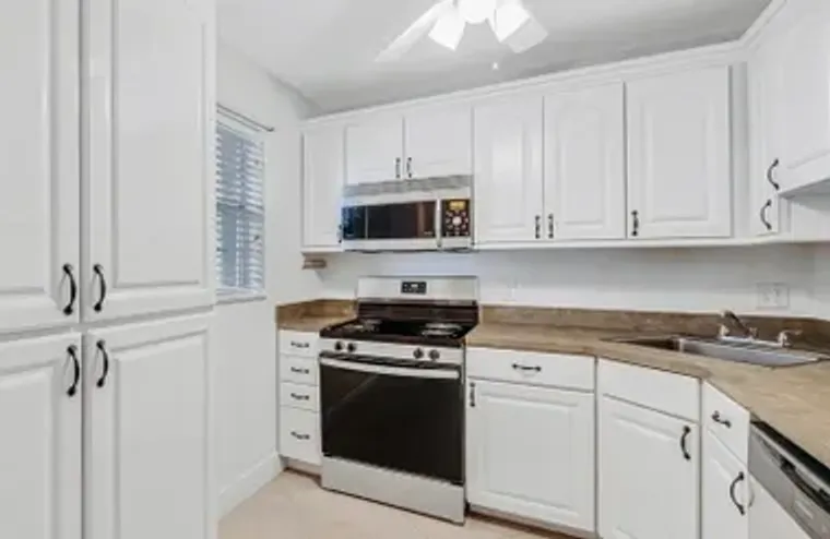 12013 GREENWAY CIR, ROYAL PALM BEACH, FL..., Royal Palm Beach, FL 33411