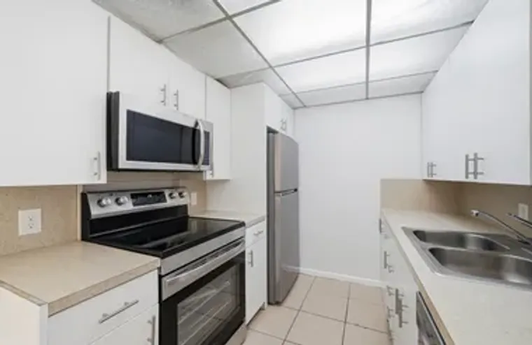 2401 ANTIGUA CIR J3, COCONUT CREEK, FL, ..., Coconut Creek, FL 33066