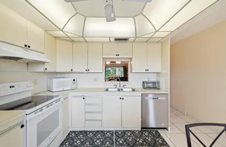 3201 PORTOFINO PT E3, COCONUT CREEK, FL,..., Coconut Creek, FL 33066