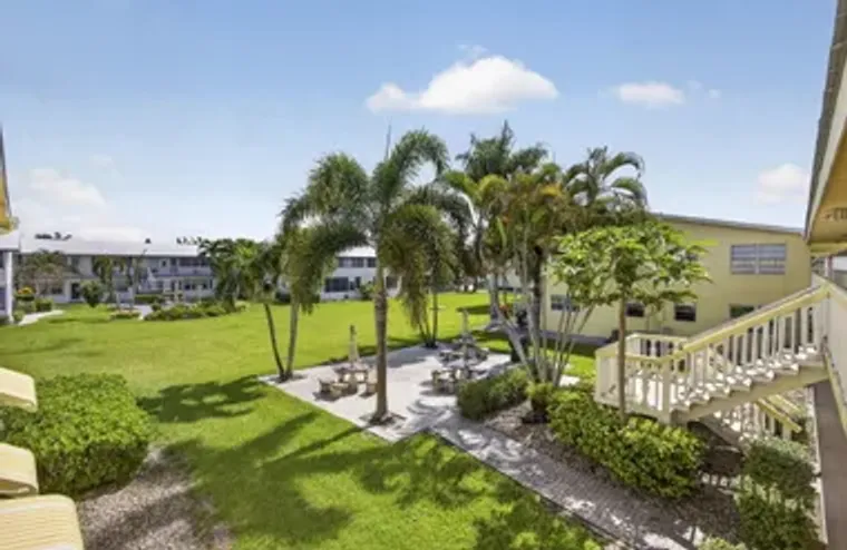 111 SHEFFIELD E, WEST PALM BEACH, FL, 33..., West Palm Beach, FL 33417
