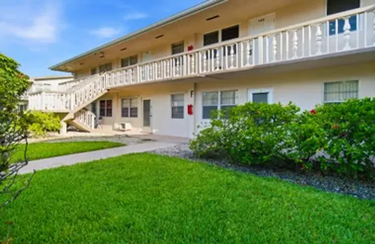 142 NORWICH F F, WEST PALM BEACH, FL, 33..., West Palm Beach, FL 33417