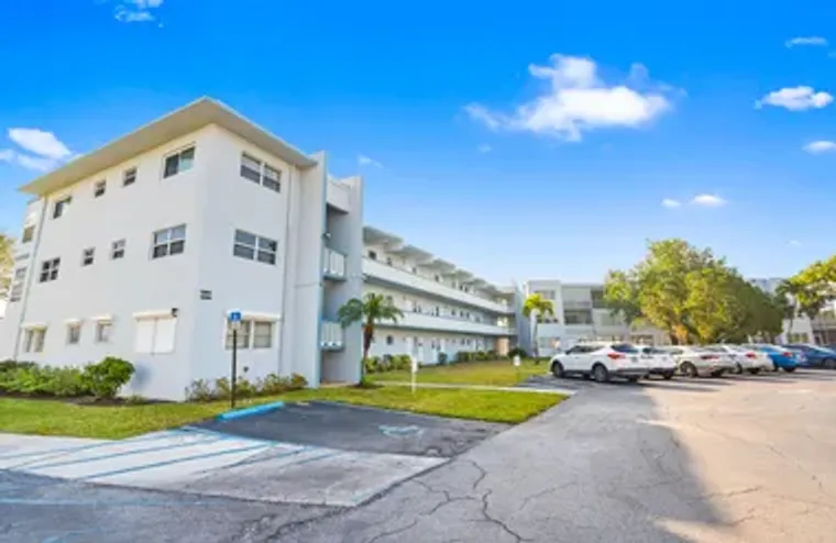 2223 PARK LN 210, HOLLYWOOD, FL, 33021, Hollywood, FL 33021
