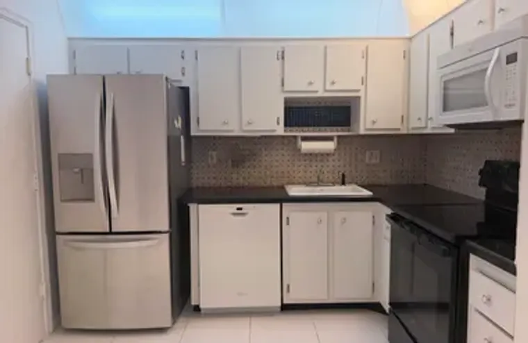 4751 NW 21ST ST 303, LAUDERHILL, FL, 333..., Lauderhill, FL 33313