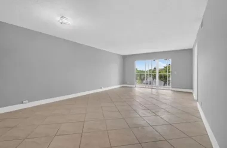 12500 SW 5TH CT 308M, PEMBROKE PINES, FL..., Pembroke Pines, FL 33027