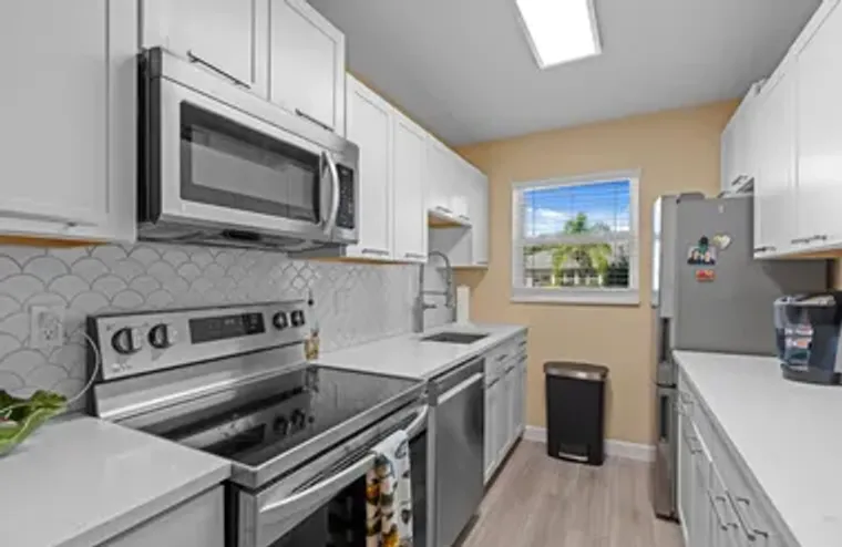 947 CIRCLE DR C, DELRAY BEACH, FL, 33445, Delray Beach, FL 33445