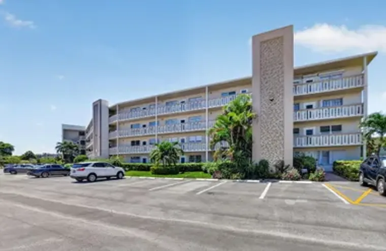 211 RICHMOND A 211, DEERFIELD BEACH, FL,..., Deerfield Beach, FL 33442