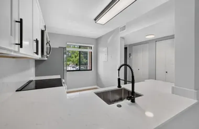 6795 HUNTINGTON LN 201, DELRAY BEACH, FL..., Delray Beach, FL 33446