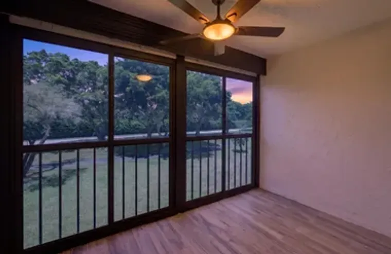 6935 HUNTINGTON LN 207, DELRAY BEACH, FL..., Delray Beach, FL 33446