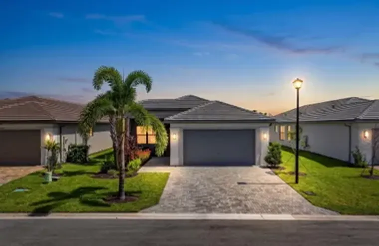 11550 SW OCEANFRONT CT, PORT ST. LUCIE, ..., Port St. Lucie, FL 34987