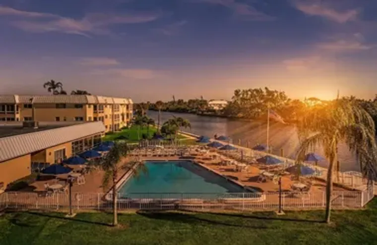 14 COLONIAL CLUB DR 300, BOYNTON BEACH, ..., Boynton Beach, FL 33435