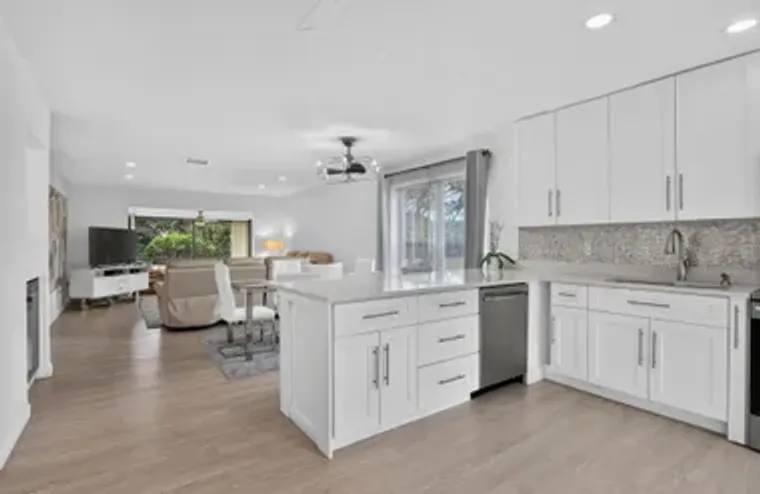 8545 CASA DEL LAGO 38 H, BOCA RATON, FL,..., Boca Raton, FL 33433