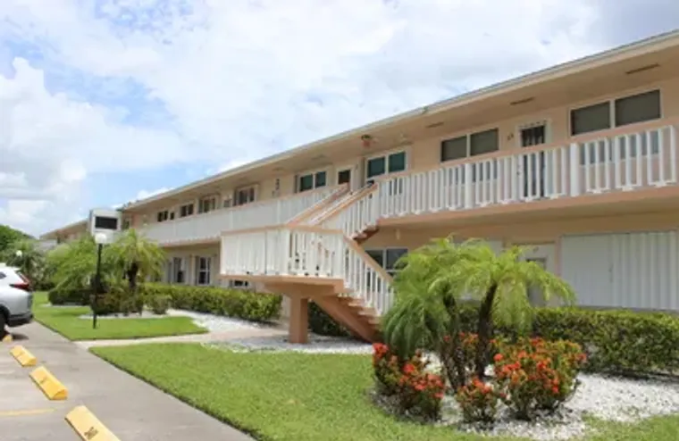 35 SOMERSET B 35, WEST PALM BEACH, FL, 3..., West Palm Beach, FL 33417