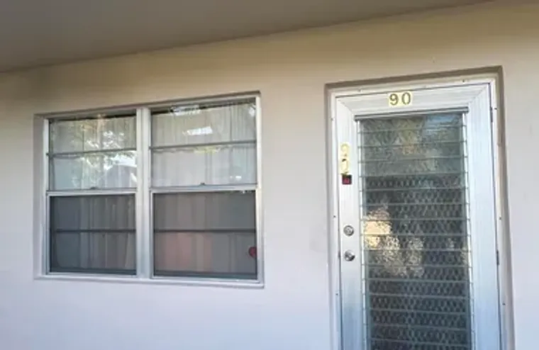 90 WINDSOR E, WEST PALM BEACH, FL, 33417, West Palm Beach, FL 33417