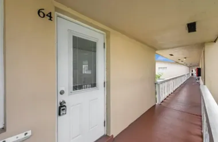 64 COVENTRY C C, WEST PALM BEACH, FL, 33..., West Palm Beach, FL 33417