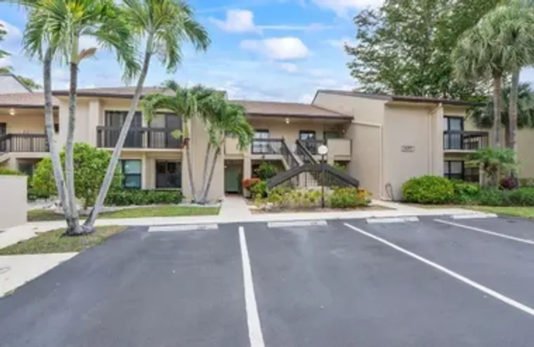5055 OAK HILL LN 213, DELRAY BEACH, FL, ..., Delray Beach, FL 33484