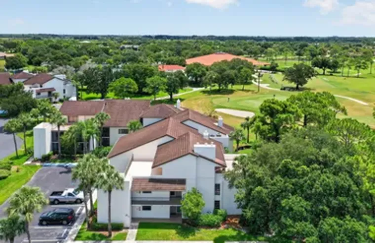 3400 TWIN LAKES TER 201, FORT PIERCE, FL..., Fort Pierce, FL 34951