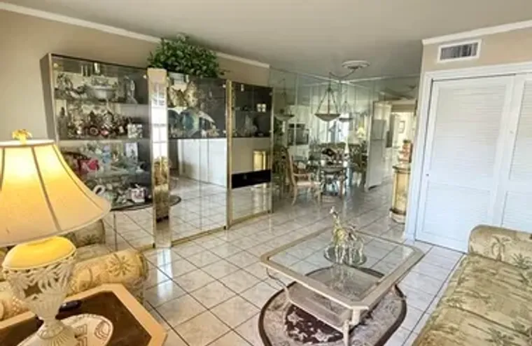 6 ABBEY LN 104, DELRAY BEACH, FL, 33446, Delray Beach, FL 33446
