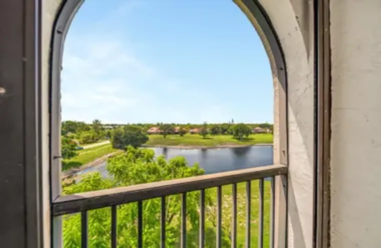 3485 ENVIRON BLVD C504, LAUDERHILL, FL, ..., Lauderhill, FL 33319