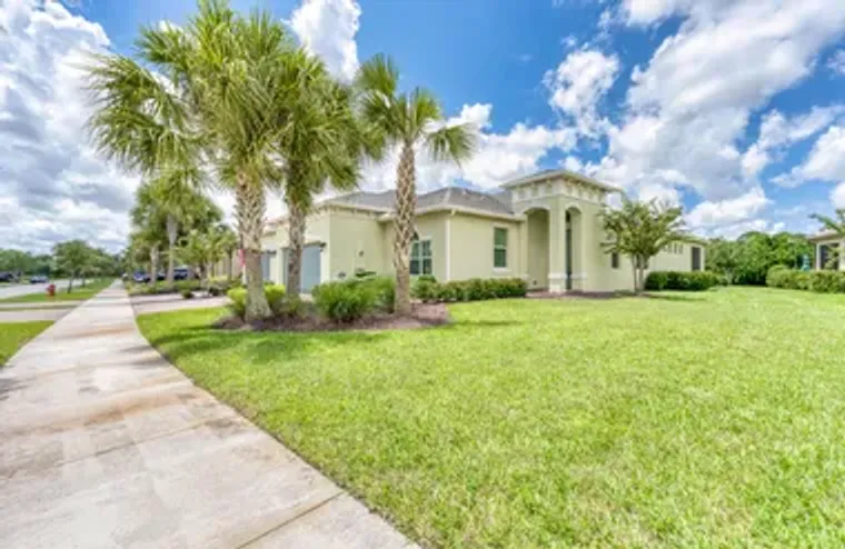 11008 SW WINDING LAKES CIR, PORT ST. LUC..., Port St. Lucie, FL 34987