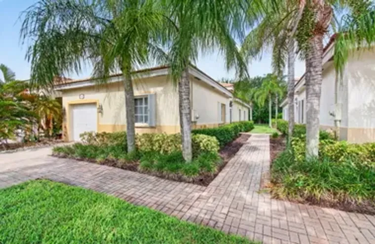 2323 WINDJAMMER WAY, WEST PALM BEACH, FL..., West Palm Beach, FL 33411