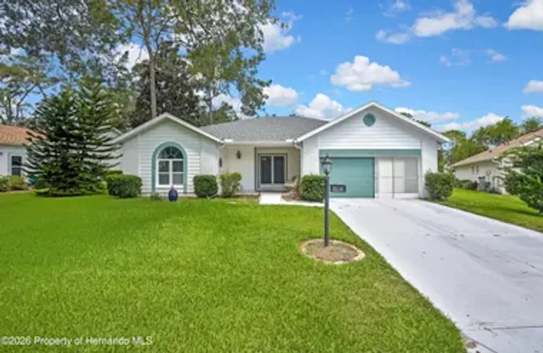 7159 CROWN OAKS DR, BROOKSVILLE, FL, 346..., Brooksville, FL 34604