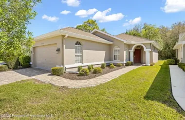 5592 LEGEND HILLS LN, SPRING HILL, FL, 3..., Spring Hill, FL 34609