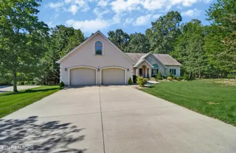 104 HICKORY RIDGE LN, CROSSVILLE, TN, 38..., Crossville, TN 38558