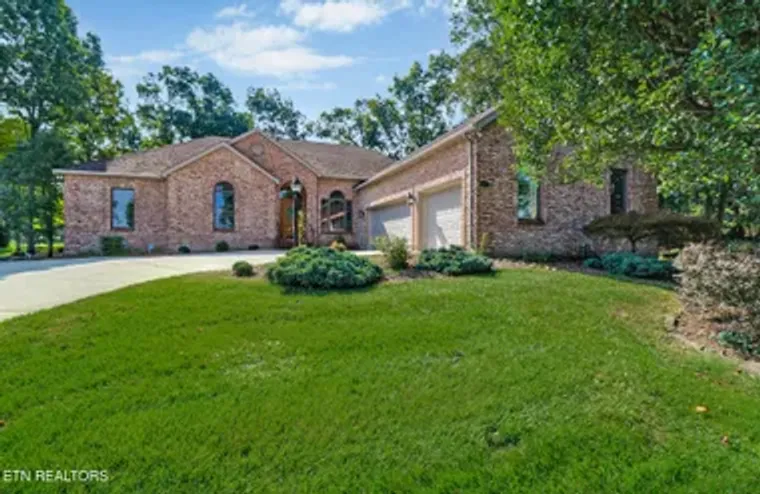 102 BENT OAK TER, CROSSVILLE, TN, 38558, Crossville, TN 38558