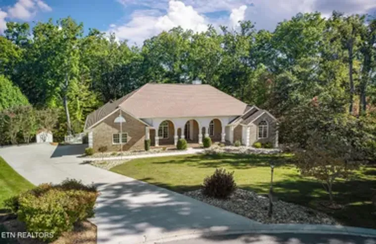 64 CEDAR RIDGE CT, CROSSVILLE, TN, 38558, Crossville, TN 38558