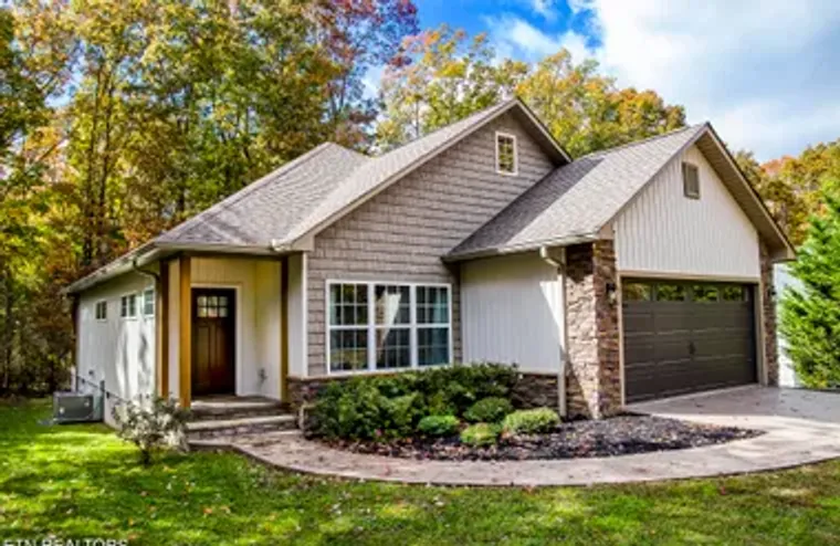 15 HICKORY COVE LN, CROSSVILLE, TN, 3855..., Crossville, TN 38558