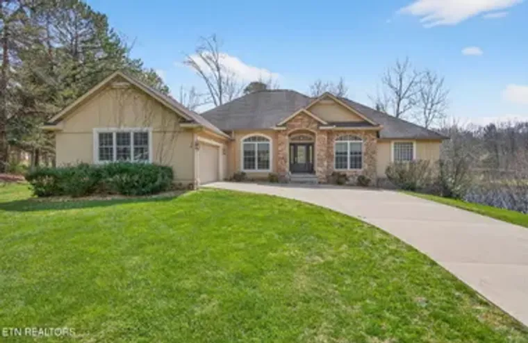 16 CONRAD CIR, CROSSVILLE, TN, 38558, Crossville, TN 38558