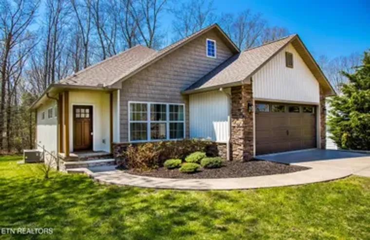 15 HICKORY COVE LN, CROSSVILLE, TN, 3855..., Crossville, TN 38558