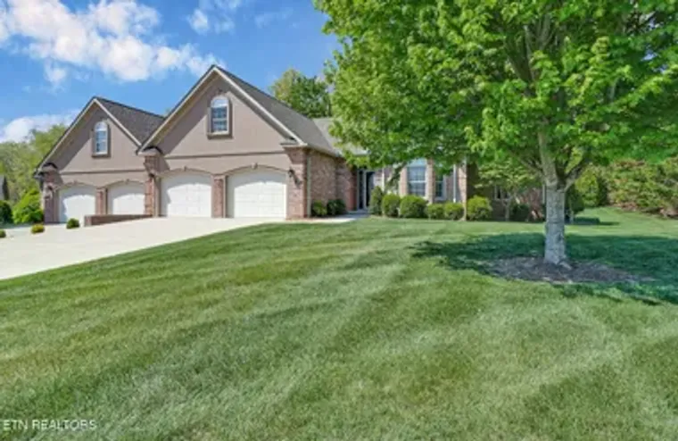 150 LAFAYETTE TER 28, CROSSVILLE, TN, 38..., Crossville, TN 38558