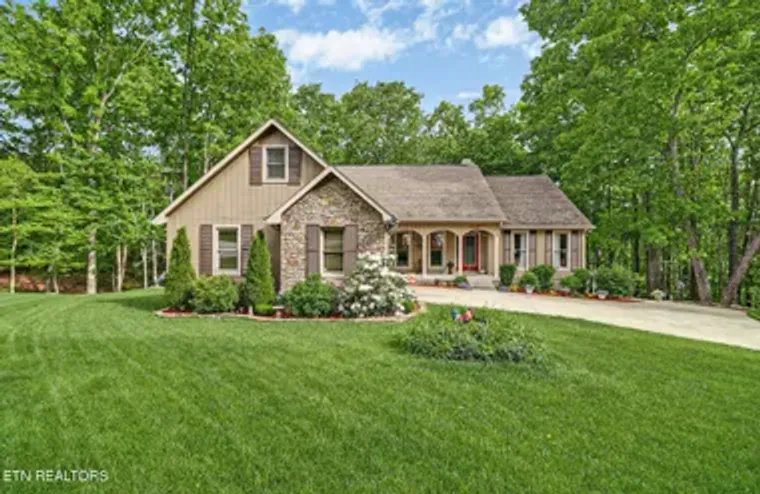 19 CLAREMONT CIR, FAIRFIELD GLADE, TN, 3..., Fairfield Glade, TN 38558