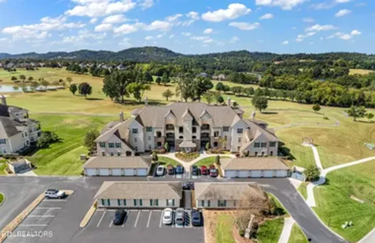 565 RARITY BAY PKWY 105, VONORE, TN, 378..., Vonore, TN 37885