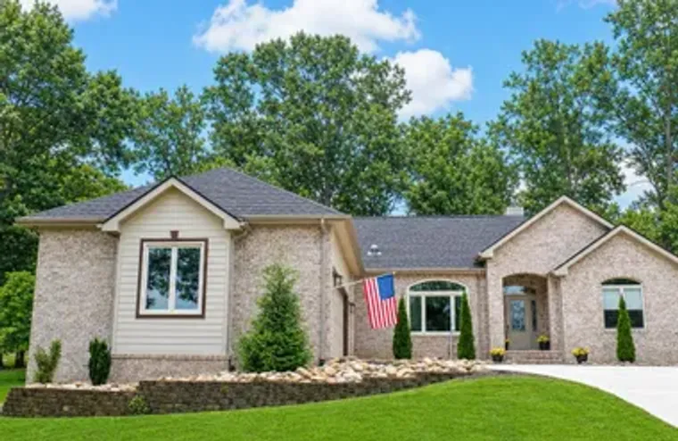 25 OAKCREST CIR, CROSSVILLE, TN, 38558, Crossville, TN 38558