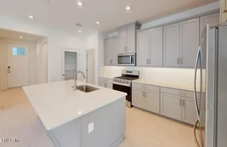 649 JUNIPER HILLS DR, ST JOHNS, FL, 3225..., St Johns, FL 32259