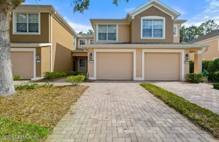 8699 LITTLE SWIFT CIR 25G, JACKSONVILLE,..., Jacksonville, FL 32256
