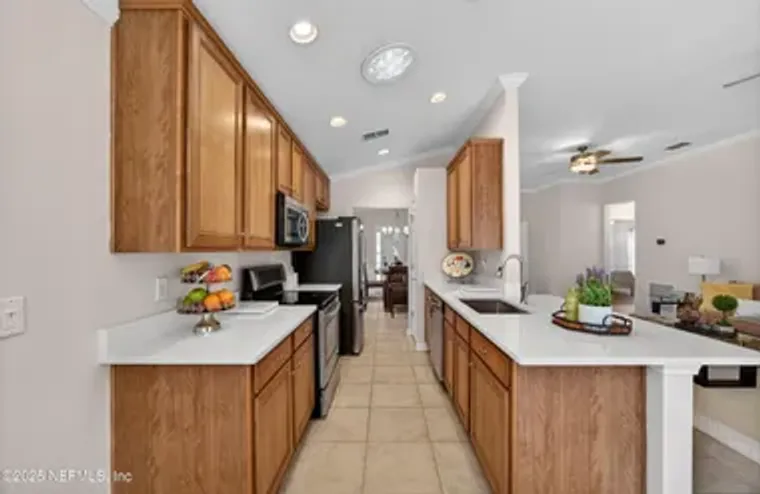 9133 SWEET TREE TRL, JACKSONVILLE, FL, 3..., Jacksonville, FL 32256