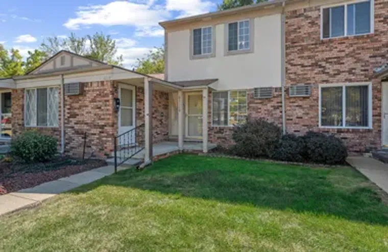 61119 HERITAGE BLVD 3, SOUTHLYONCITY_OAK..., Southlyoncity_oakland, MI 48178