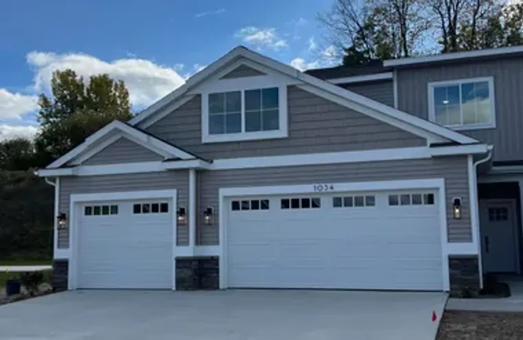 1034 CASTLEBAY WAY # 16, HUDSONVILLE, MI..., Hudsonville, MI 49426